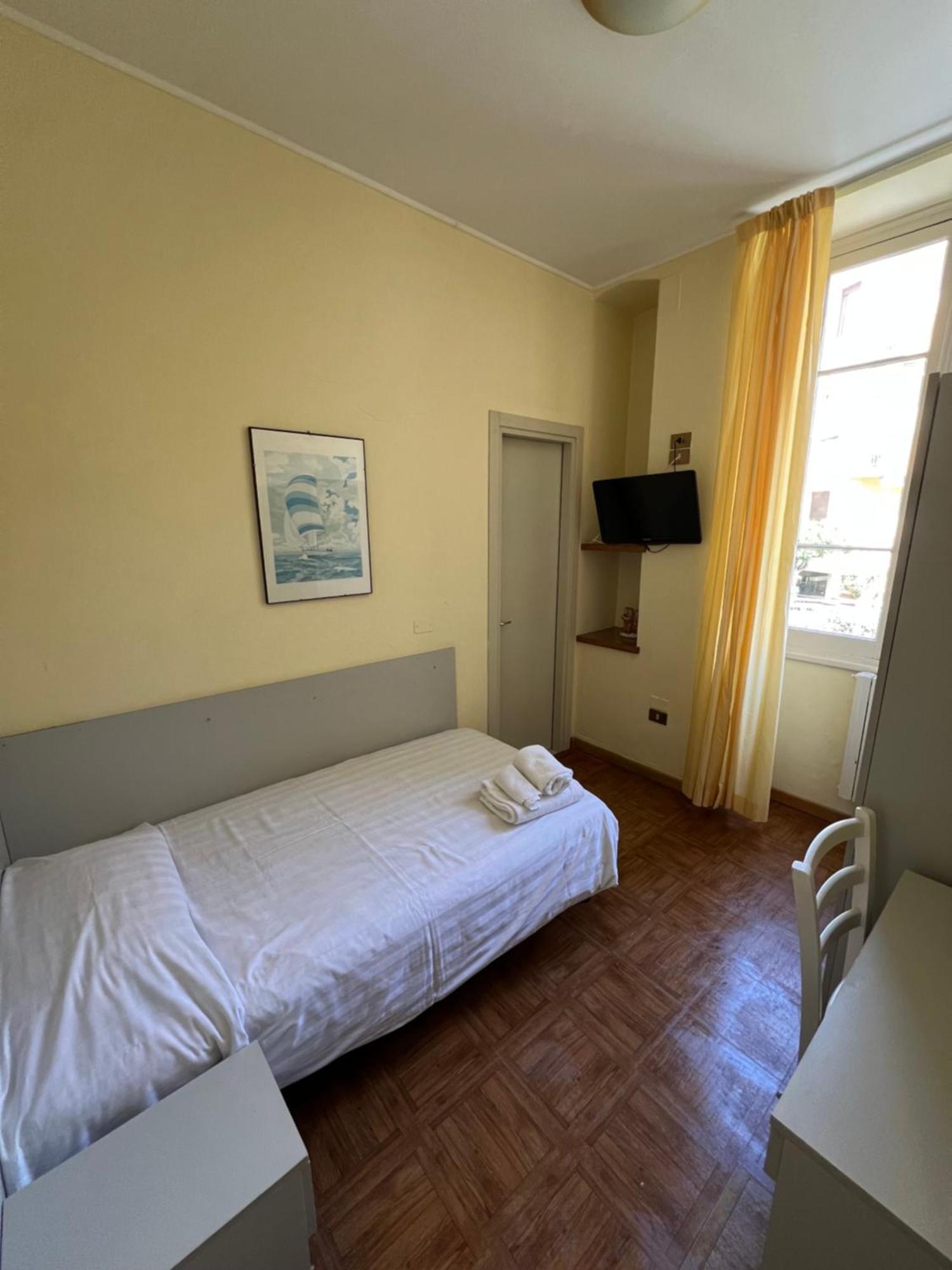 Hotel Petit Royal Ospedaletti Ngoại thất bức ảnh
